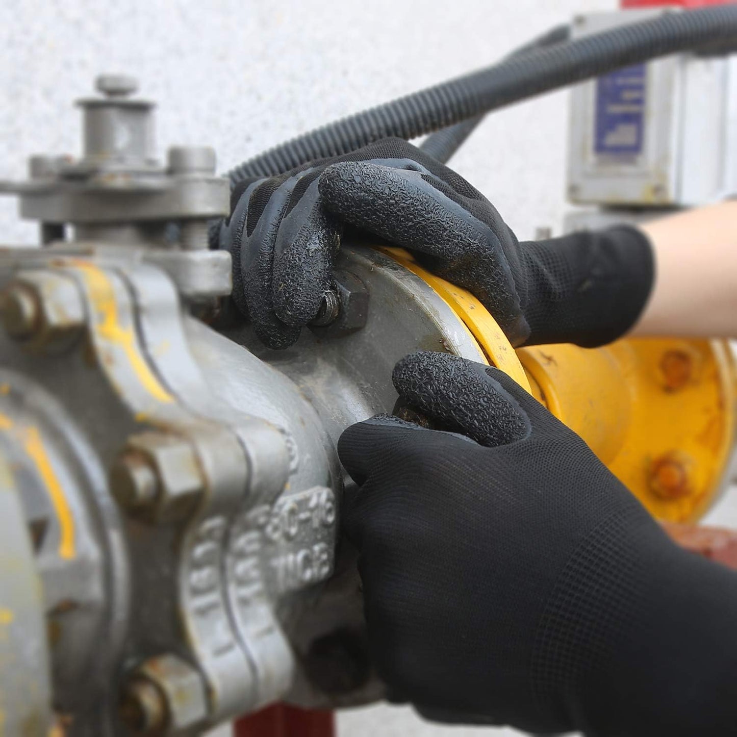 Evridwear Crinkle Latex Rubber Hand Coated Safety Work Gloves for Men Women General Multi Use Construction Warehouse Gardening Assembly Landscaping (XXL-Size) 120 Pairs Pack