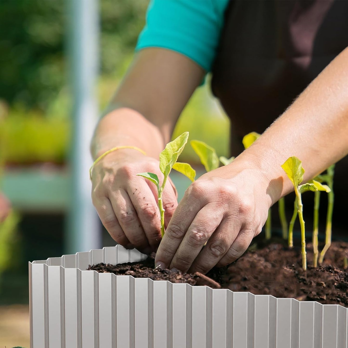 SnugNiture Corrugated Metal Garden Edging,4" x 10' Sturdy Lawn Edging Border,Landscape Edging Border for Lawn, Flower Bed,Garden and Yard