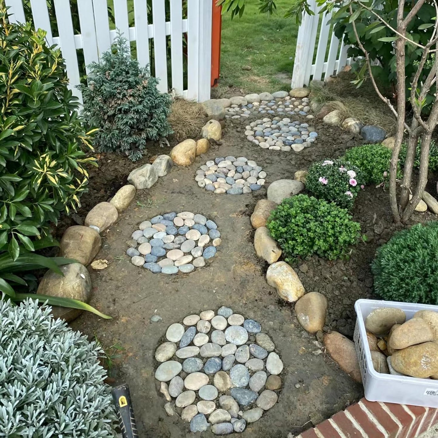 20 lbs Natural River Rocks Mexican Beach Pebbles, 2-3 Inch Decorative River Rocks for Landscaping Garden Paving Plant Rocks Crafting Walkways and Outdoor Decorative Stone