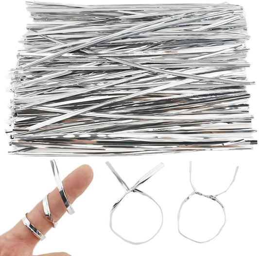HAHIYO 300Pcs 8inches Silver Metal Twist Ties Bread Candy Coffee Bag Ties Plant Garden Twist Ties for Cellophane Treat Bags Gift Wraping Bags Plastic Bags Halloween Party Cake Present Art Crafts
