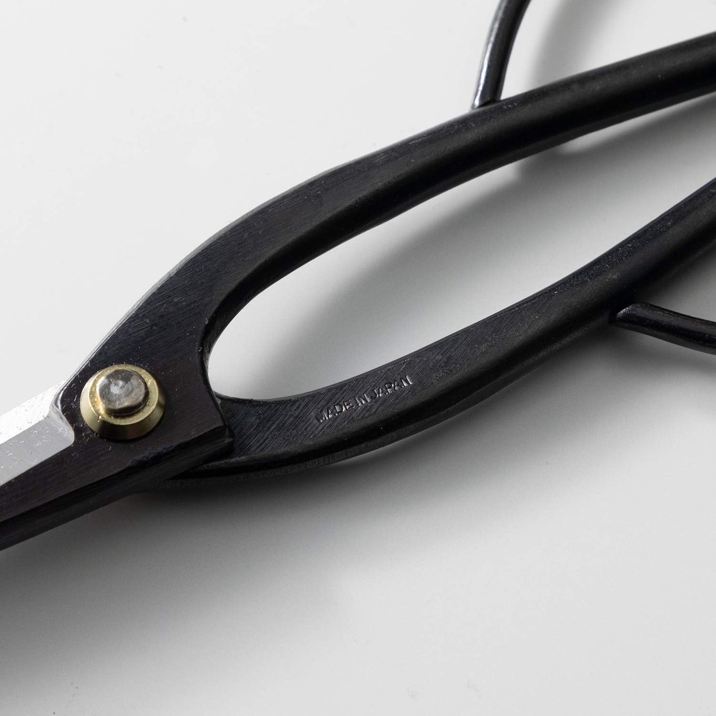 Wazakura Ashinaga Bonsai Pruning Scissors 8inch (200mm) MADE IN JAPAN, Long Handle Bonsai Cutter in Carbon Steel, Rose Pruning Shears, Flower Scissors, Japanese Gardening Tools