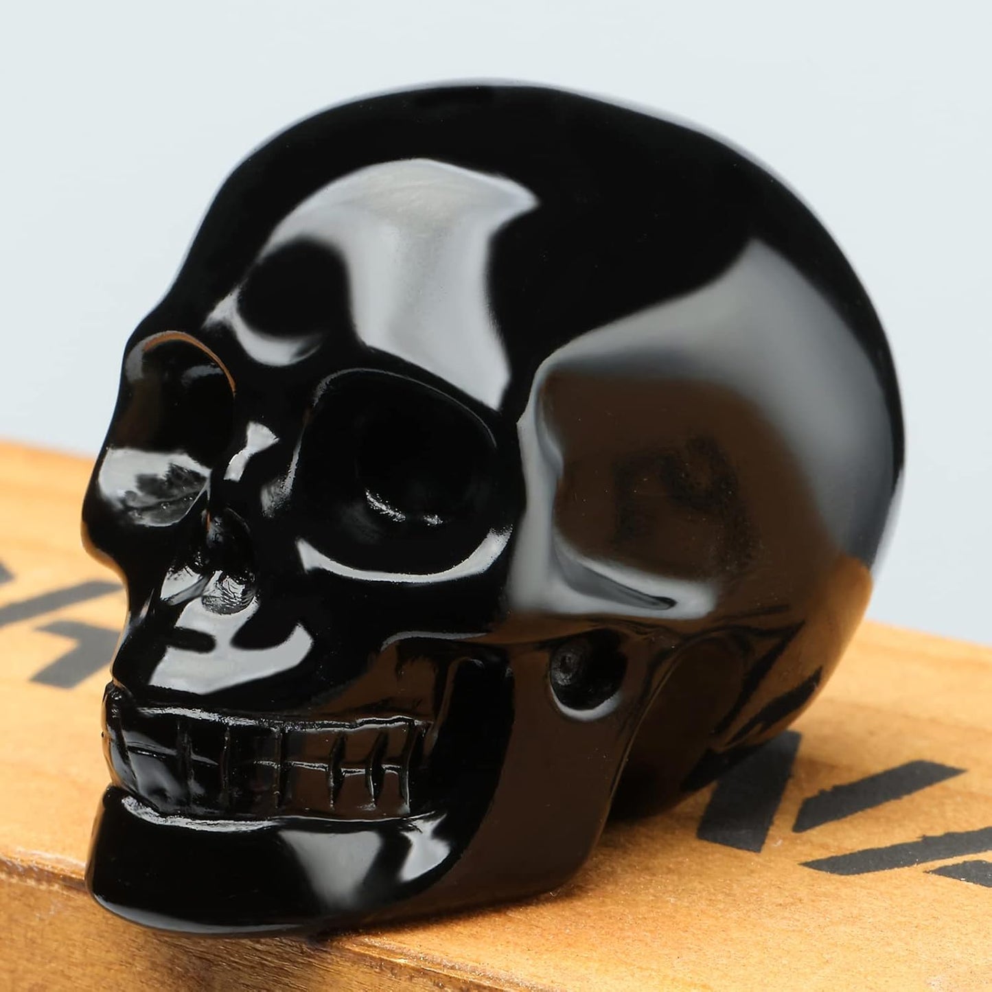 2''Natural Black Obsidian Crystal Skull Head Hand Carved Reiki Healing Stone Statue Healing Home Office Art Room Decoration