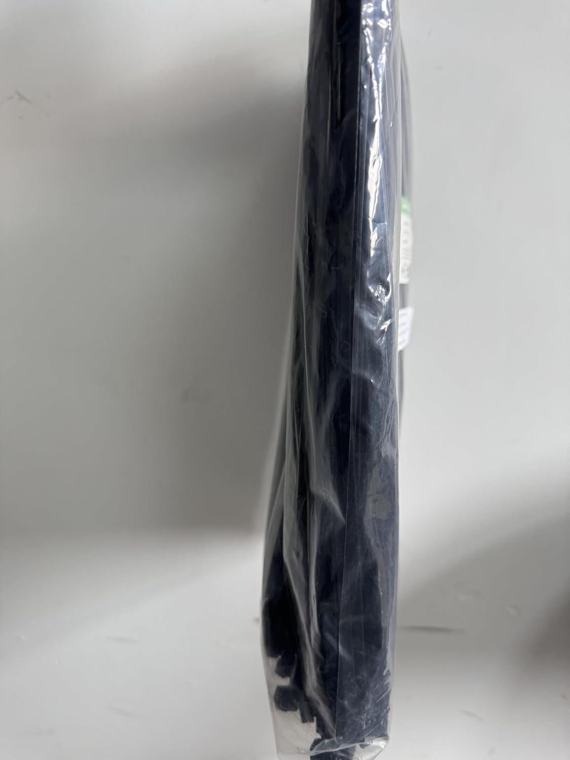 XINGO 1000 PCS Black Zip Ties 8 Inch, 60 LBS Tensile Strength, Self-Locking Nylon Plastic Nylon PA66 Wire Ties for Indoor and Outdoor Use