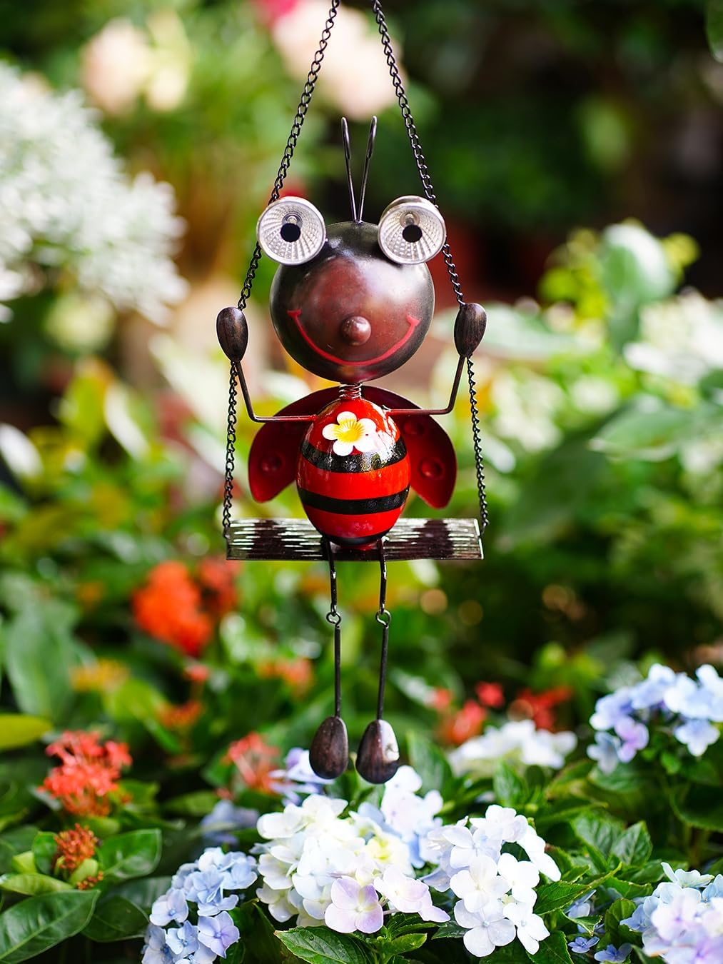 GDF Solar Lady Bugs Swing Metal Ladybug Hanging Animal Garden Decor Waterproof Solar Lights Decorative Outdoor Lights for Outside Patio Balcony Pathway Lawn Yard,Gifts for Her/Him