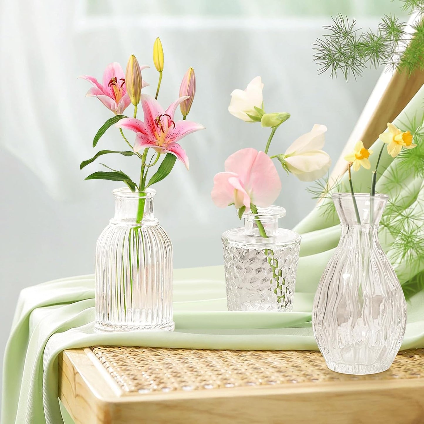 Glass Bud Vases Set of 12, Vintage Small Vases for Flowers, Clear Crystal Mini Glasses in Bulk, Small Flower Design for Centerpieces Wedding Decorations Home Flower Party Decor