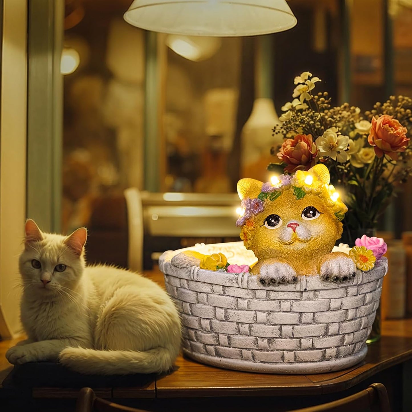 HOMEIMPRO Cat Solar Lights Garden Gifts for Mom, Garden Decor for Outside, Cat Solar Statue Lights, 8LED Kitten Yard Decorations, Mothers Day Birthday Gifts Women Wife