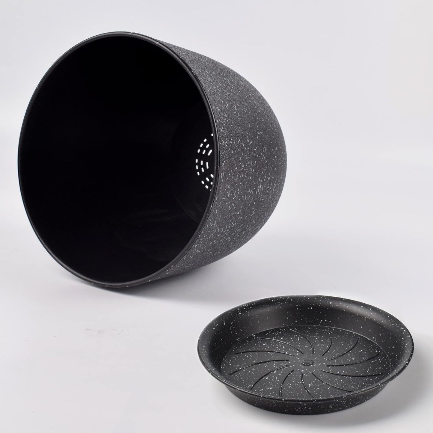 Giraffe Creation 12/10/9 Set of 3 Speckled Black Plant Pots, Modern Indoor & Outdoor Planters with Drainage Holes and Saucers