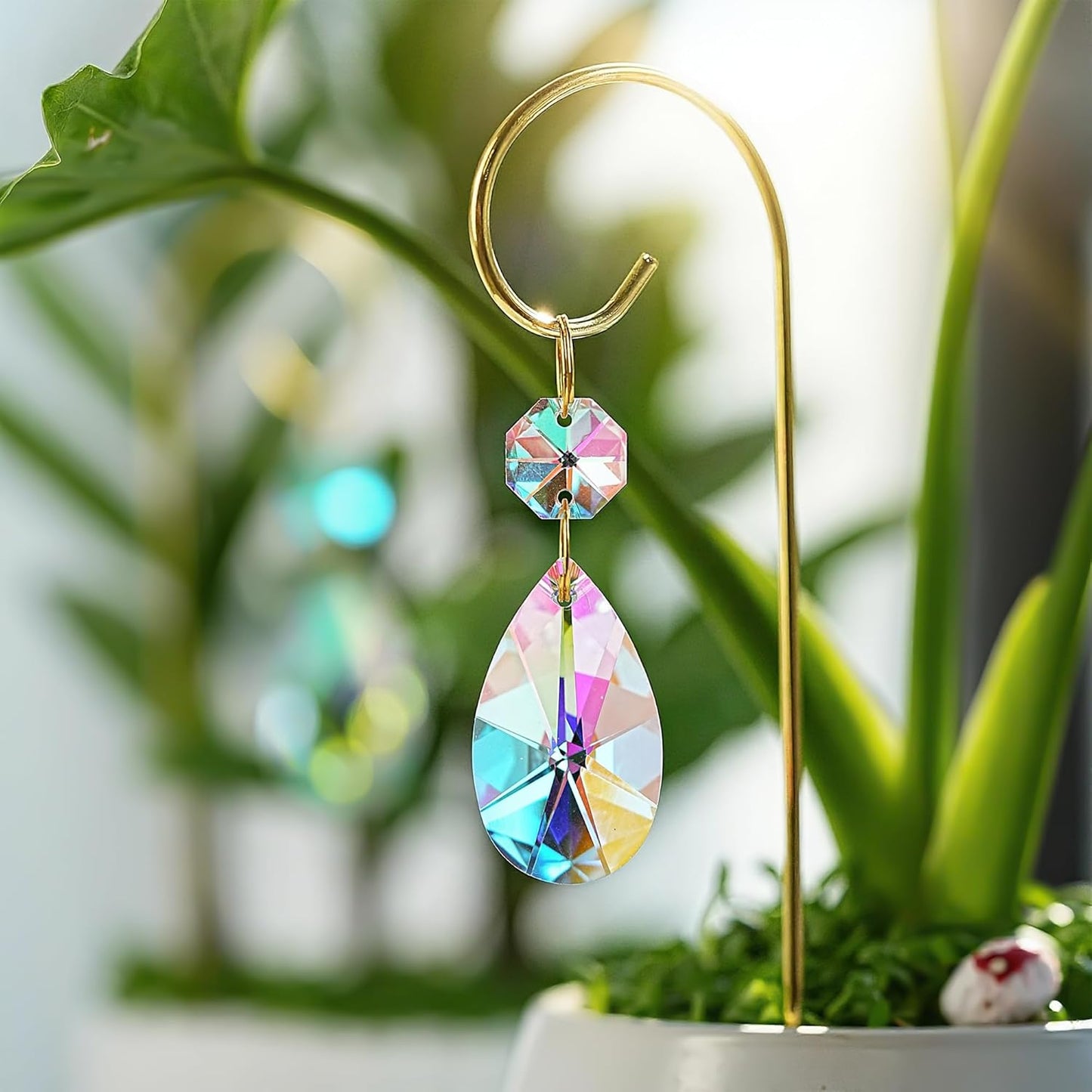 HDCRYSTALGIFTS 4PCS Small Trellis for Mini Potted Plants Indoor Decorations with Crystal Prisms Sun Catchers, 7.5inch Metal Plant Stakes Suncatchers for Fairy Garden Rainbow Crystals