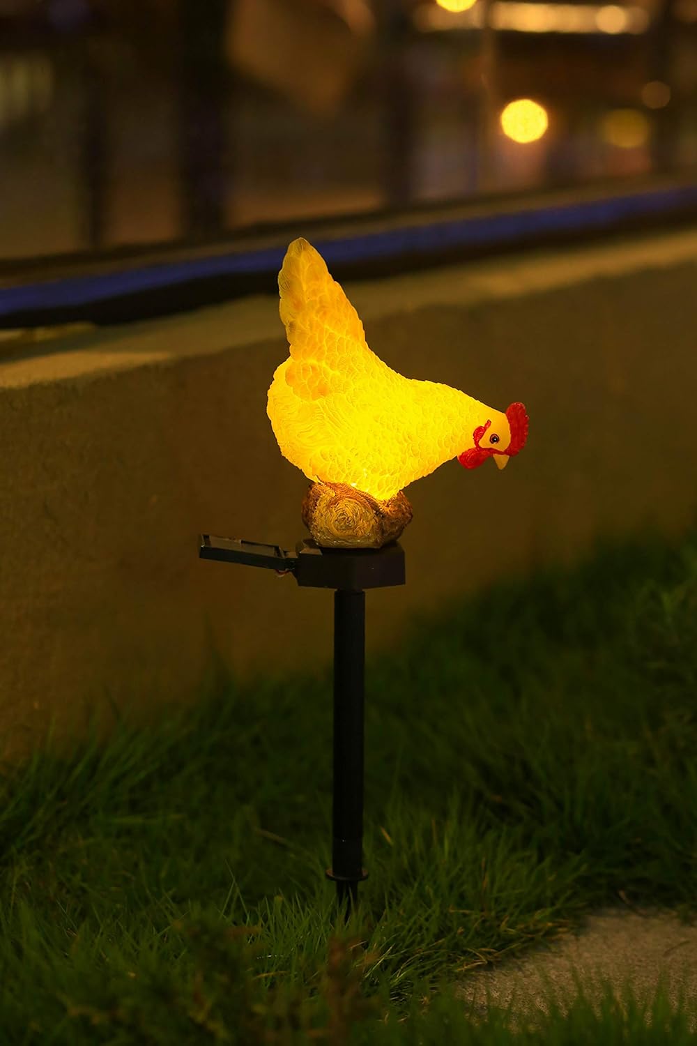 Outdoor Chicken Solar Lights: Garden Decor for Outside Patio Yard Cute Chicken Gifts for Housewarming Mother's Day Birthday