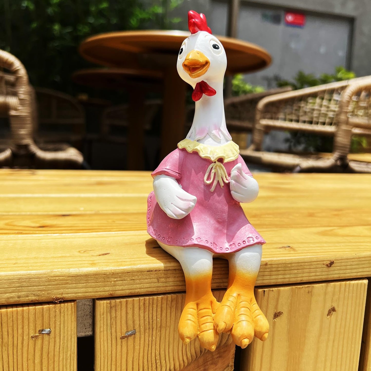 Handside Couple Duck Garden Statues Cartoon Resin Cute Sitting Chicken Sculpture Goose Lovers Figurine Gift Decorations for Yard Home Patio and Office and Wedding (Chicken)