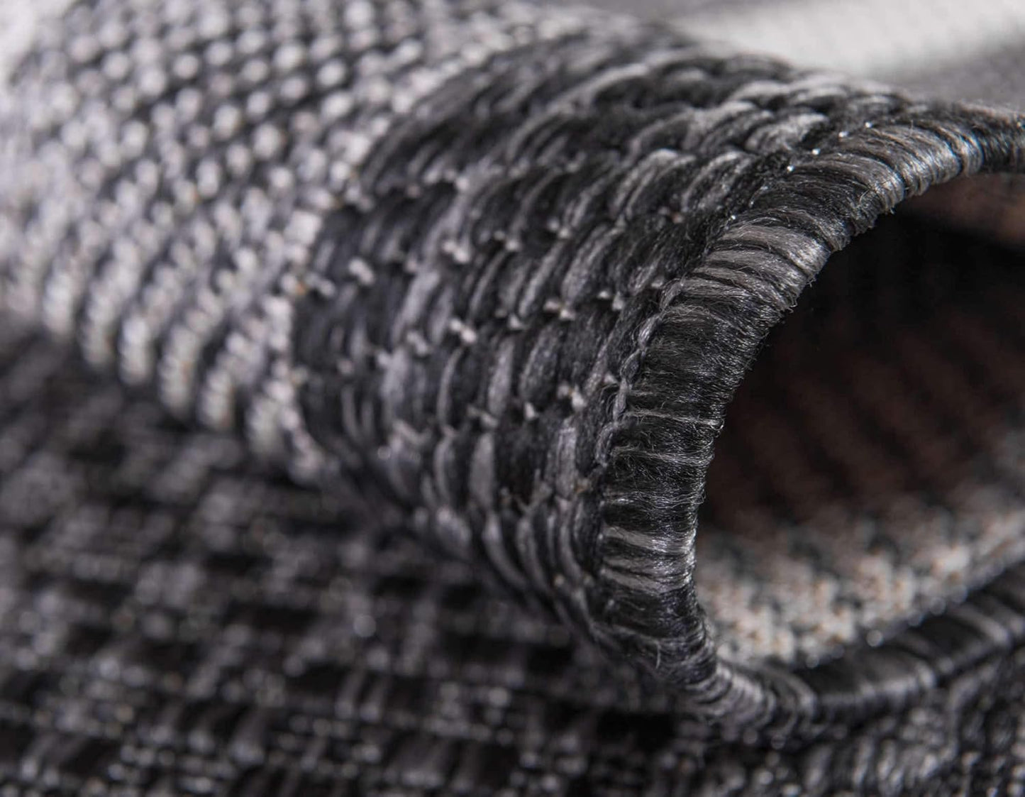 Unique Loom Outdoor Border Collection Area Rug - Soft Border (7' 1" x 10' Rectangle, Black/ Ivory)