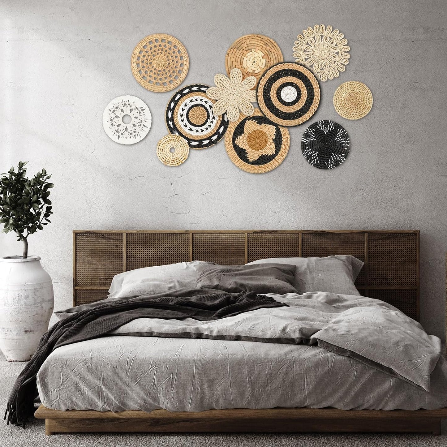 Tatuo 11 Pcs Boho Wall Basket Decor Decorative Bulrush Woven Basket Wall Decor Art Round Farmhouse Hanging Baskets for Kitchen Rustic Home Summer Decorations, Multi Sizes(Retro)