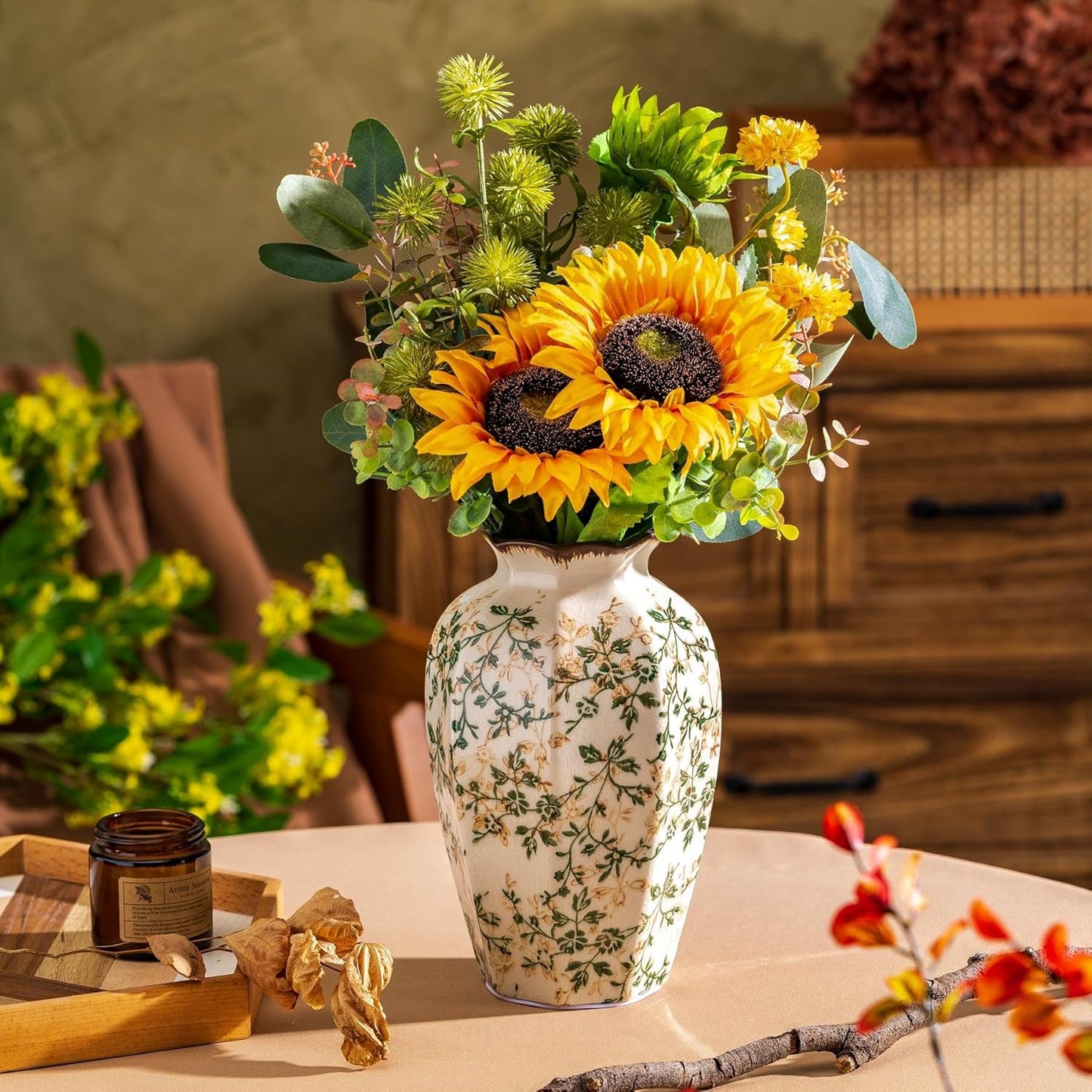 Vintage Pastoral Octagonal Vase, Green and Beige Retro Ceramic Flower Vase, Rustic Farmhouse Vases Chinoiserie Floral Large Vase for Home Decor, Living Room, Kitchen, Bedroom and Shelf 9.1 Inch