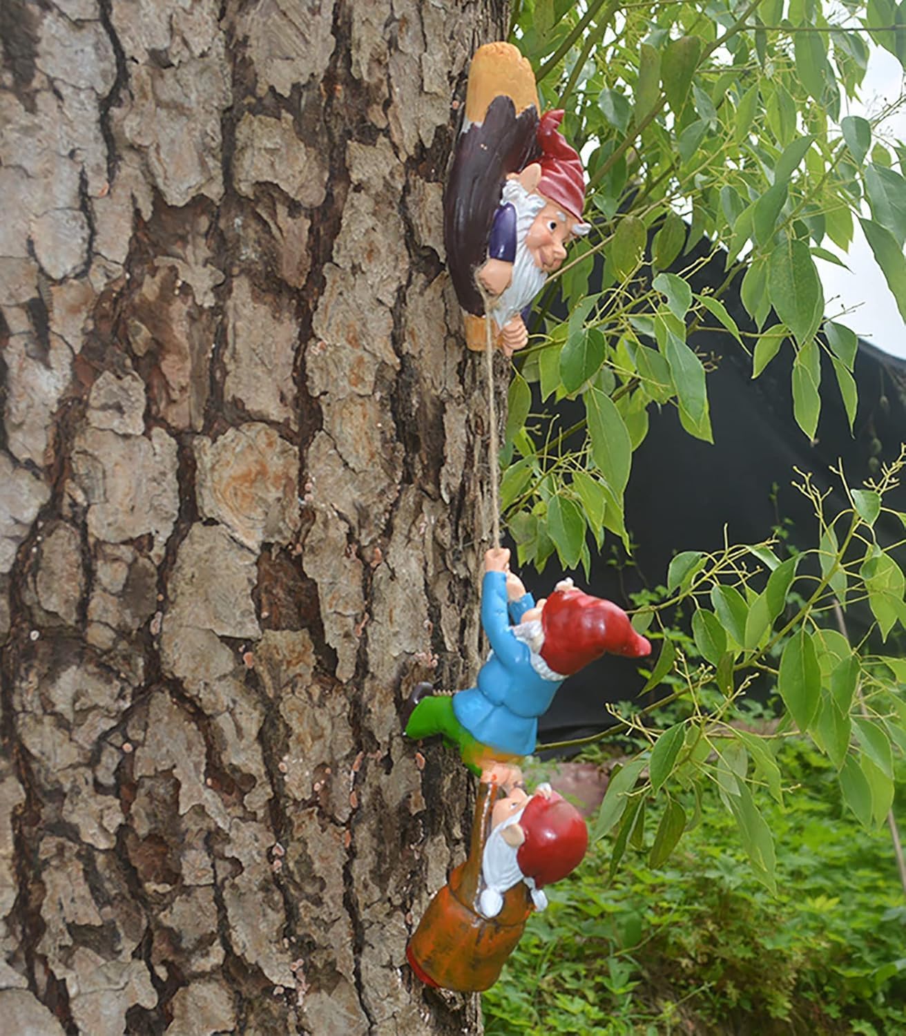 Gnome Statue Gift Climbing Rope Garden Gnomes Statue, Resin Garden Gnome Tree Hugger Outdoor Decor Accessories, Miniature Figurines Micro Garden Gnome Landscape Figurine for Lawn Balcony Patio