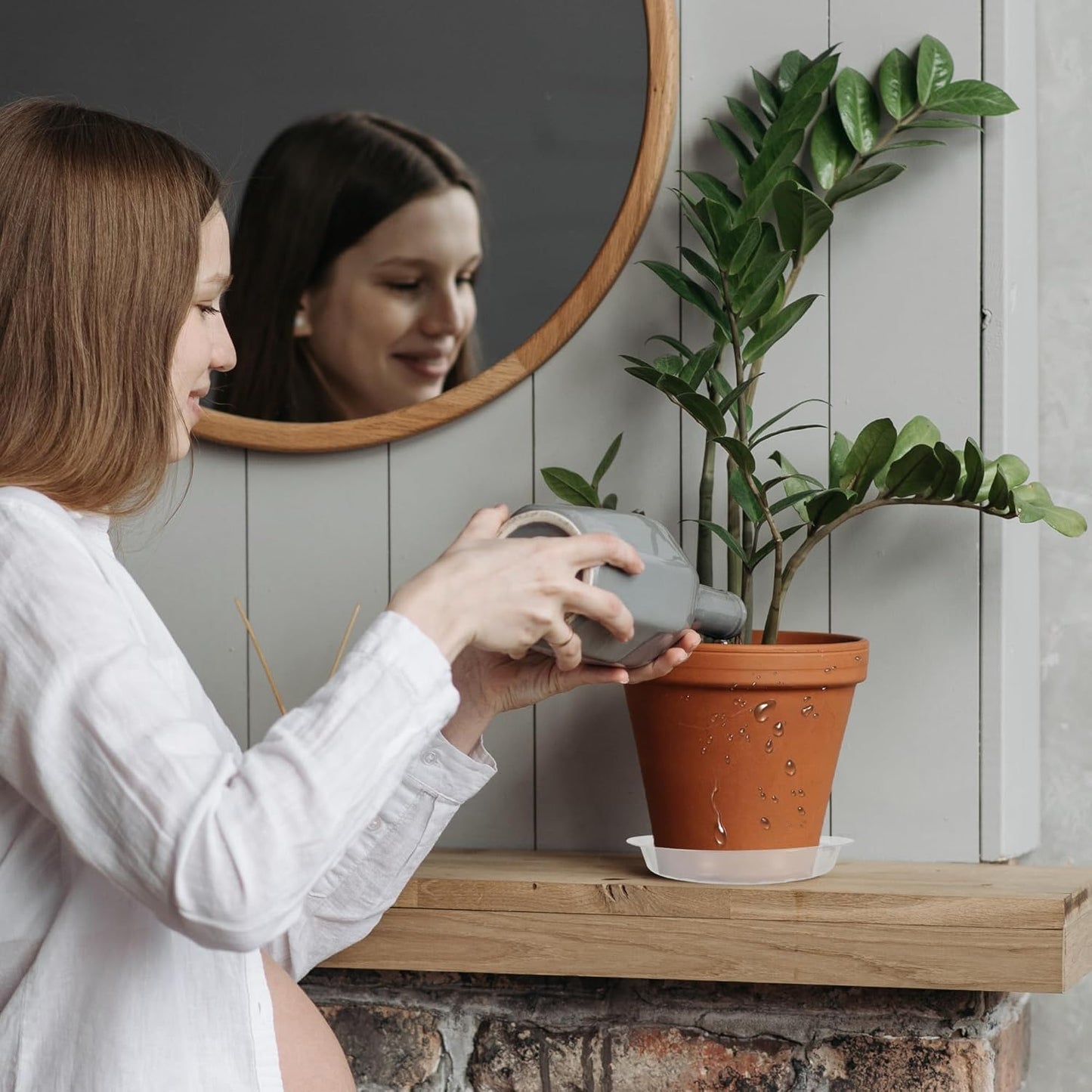 12 Pack 6 Inch Round Plant Saucers for Less 5 Inch Pot Indoors Outdoors Plant Trays for Pots Planter Saucer Plastic Plant Drip Tray Flower Planter Water Tray for Potted Plant(Clear, 6"(12pcs))