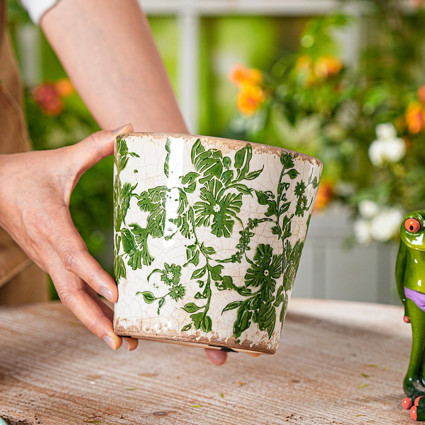 Sungmor Vintage Ceramic Plant Pots, Set of 2 Pretty Ice Cracked Glaze Ceramic Flower Pots, 5.5in. Herb Planters with Drainage Hole, Tuscan Planters for Indoor Outdoor Plants, Home Garden Decor Pot