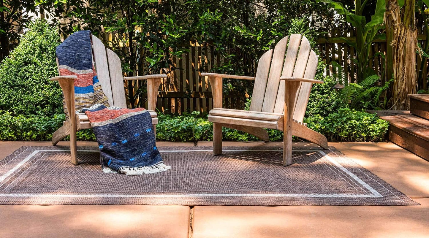 Unique Loom Outdoor Border Collection Area Rug - Soft Border (5' 3" x 8' Rectangle, Brown/ Ivory)